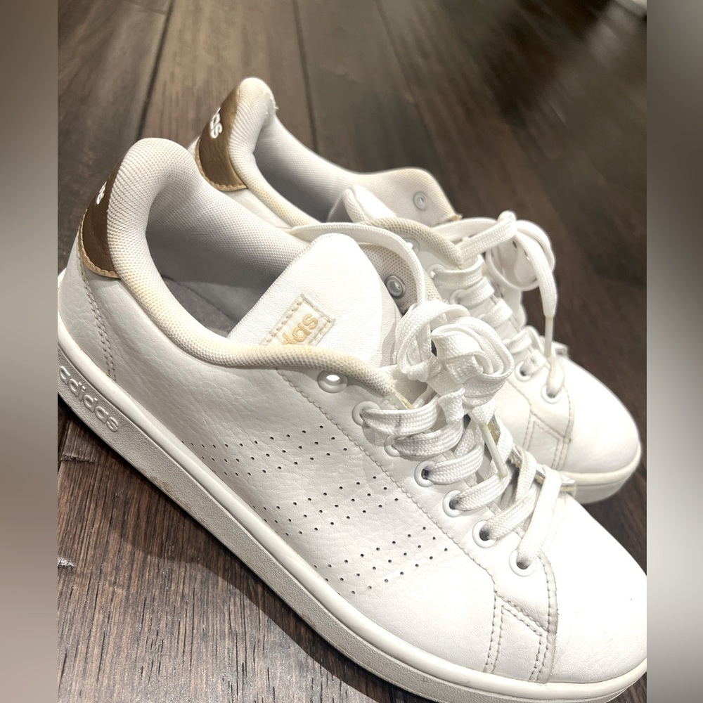 Adidas Cloud Foam Sneakers